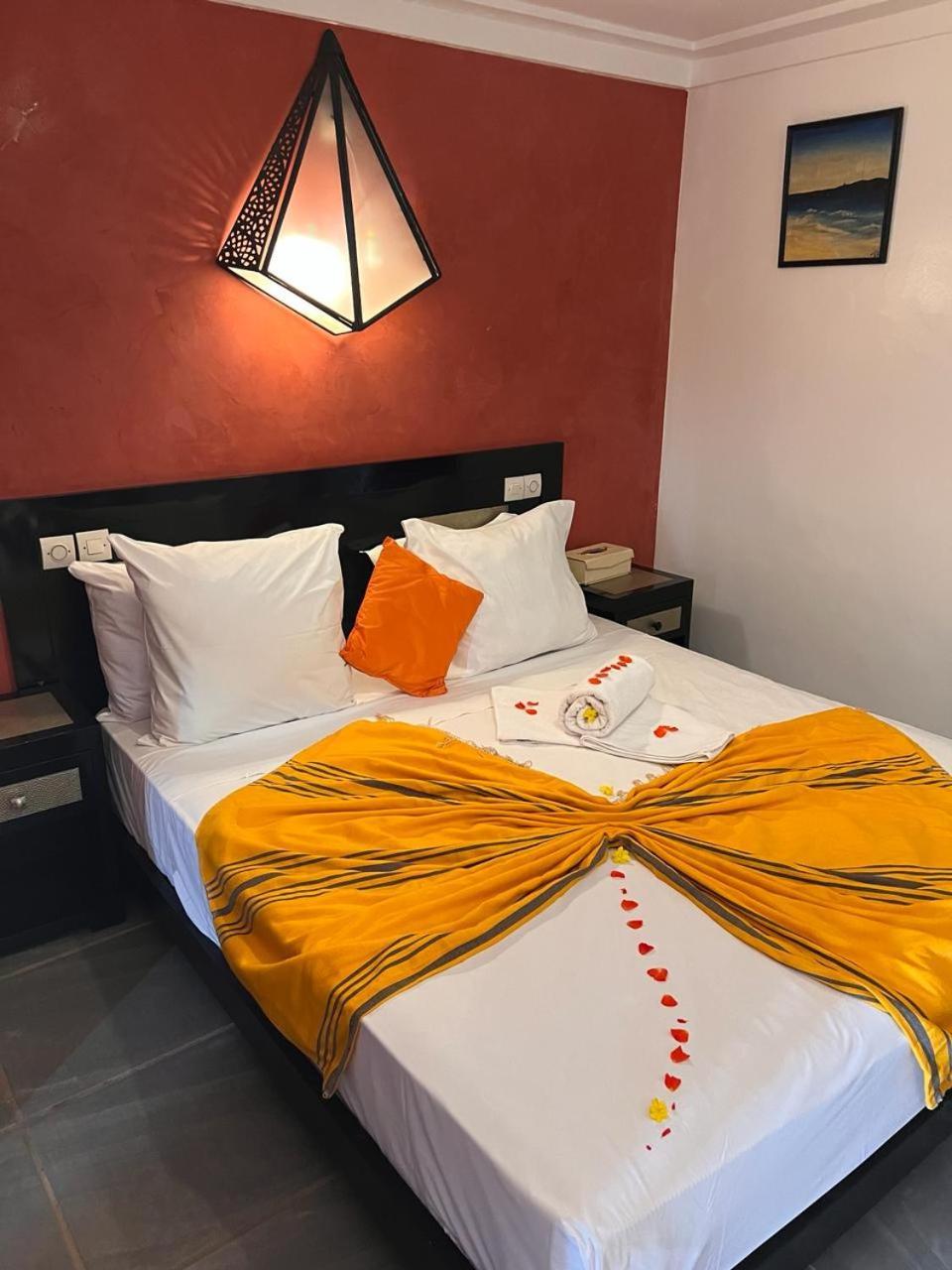 Villa Tata Marie Maison D'Hotes Marrakech Marrakesh Esterno foto
